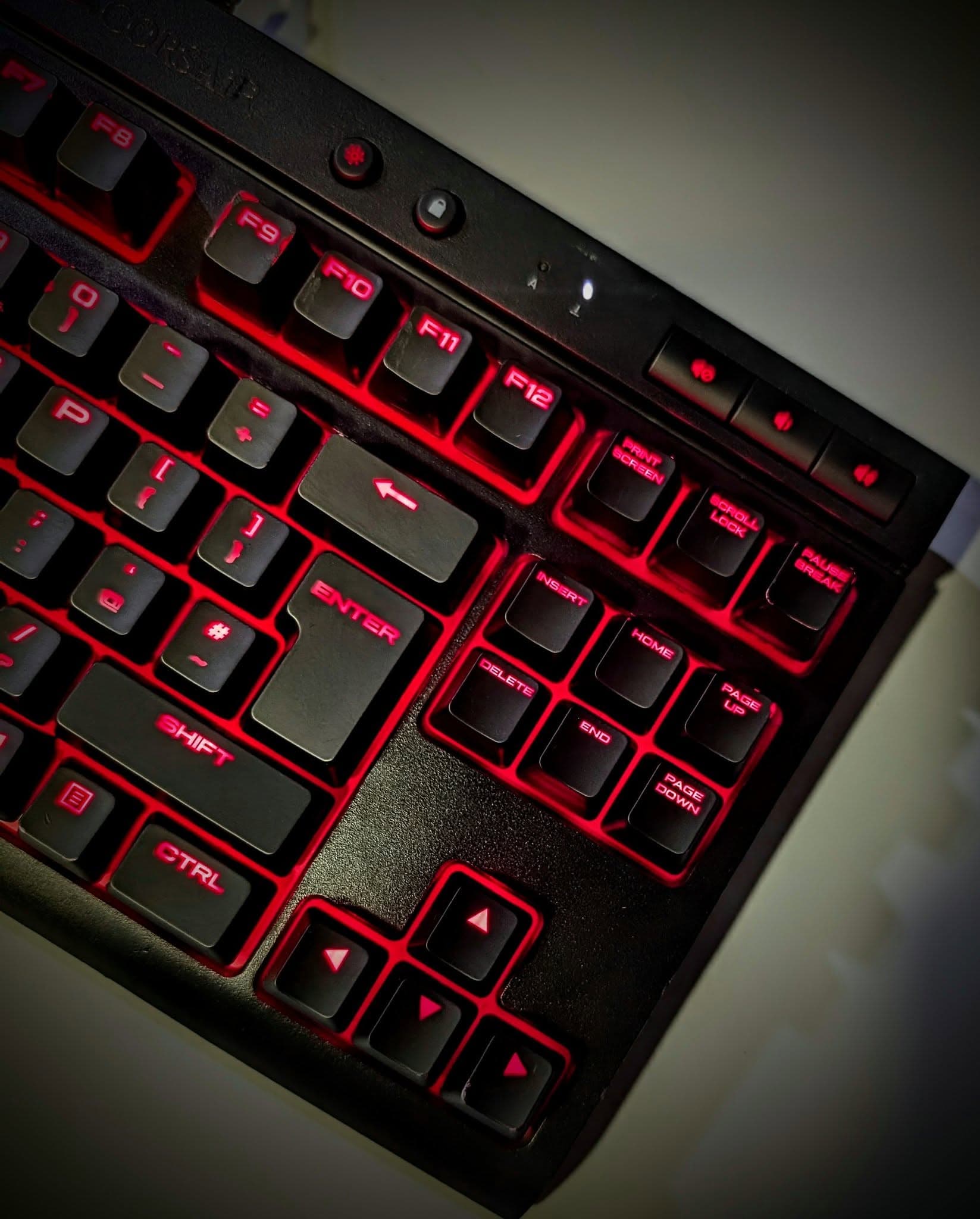 Corsair K63 Compact Mechanical Keyboard image 3