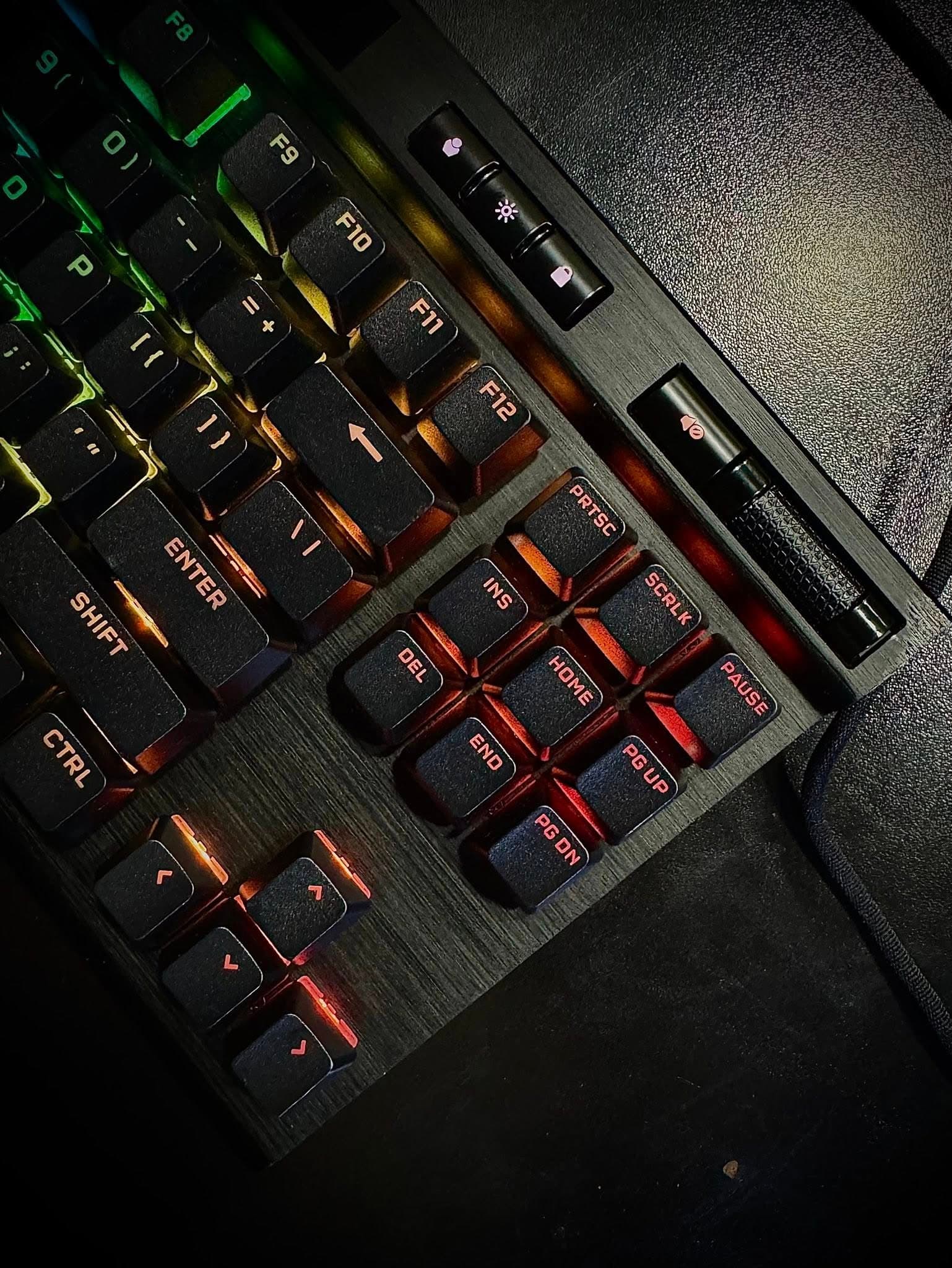 Corsair K70 RGB TKL Champion Series Mechanical Gaming Keyboard - Cherry MX Speed image 4