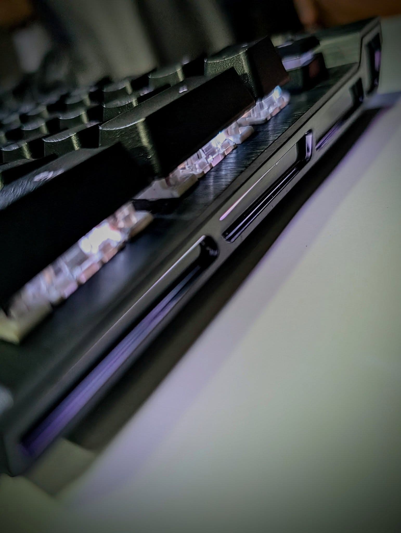 Corsair K100 RGB Optical-Mechanical Gaming Keyboard — CORSAIR OPX Switch — Black image 6