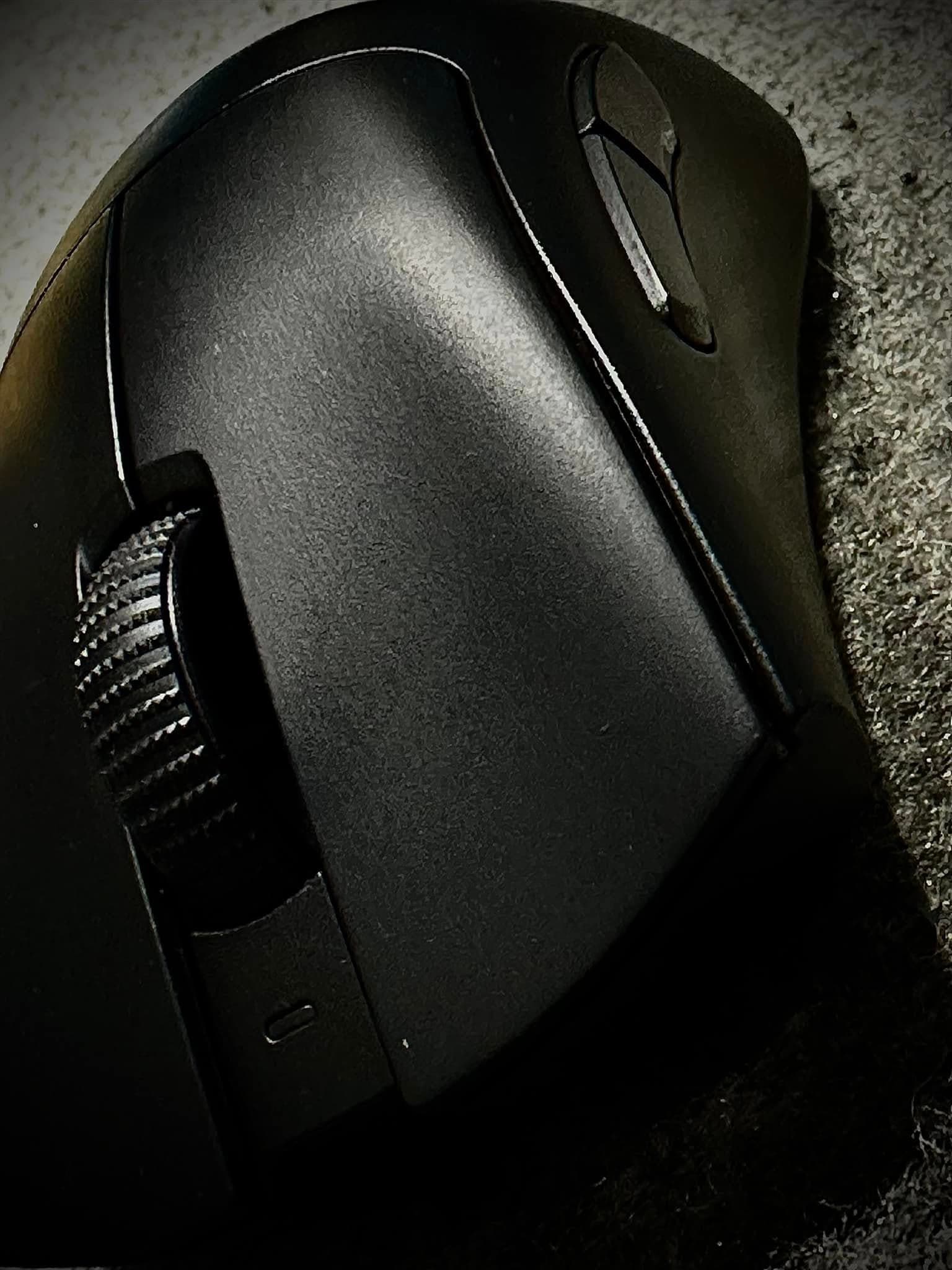 Razer DeathAdder V3 Pro Wireless Gaming Mouse image 3