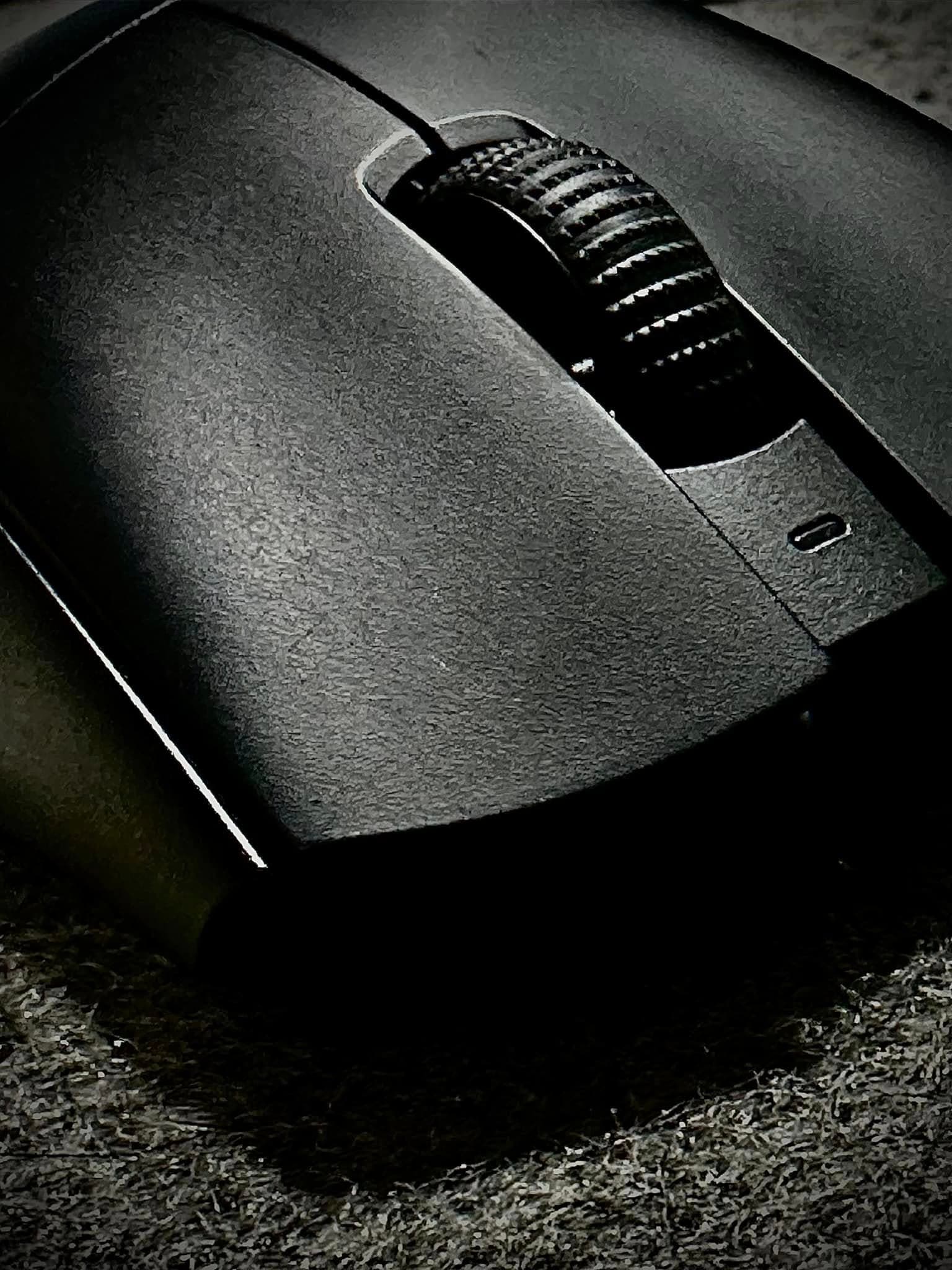 Razer DeathAdder V3 Pro Wireless Gaming Mouse image 4