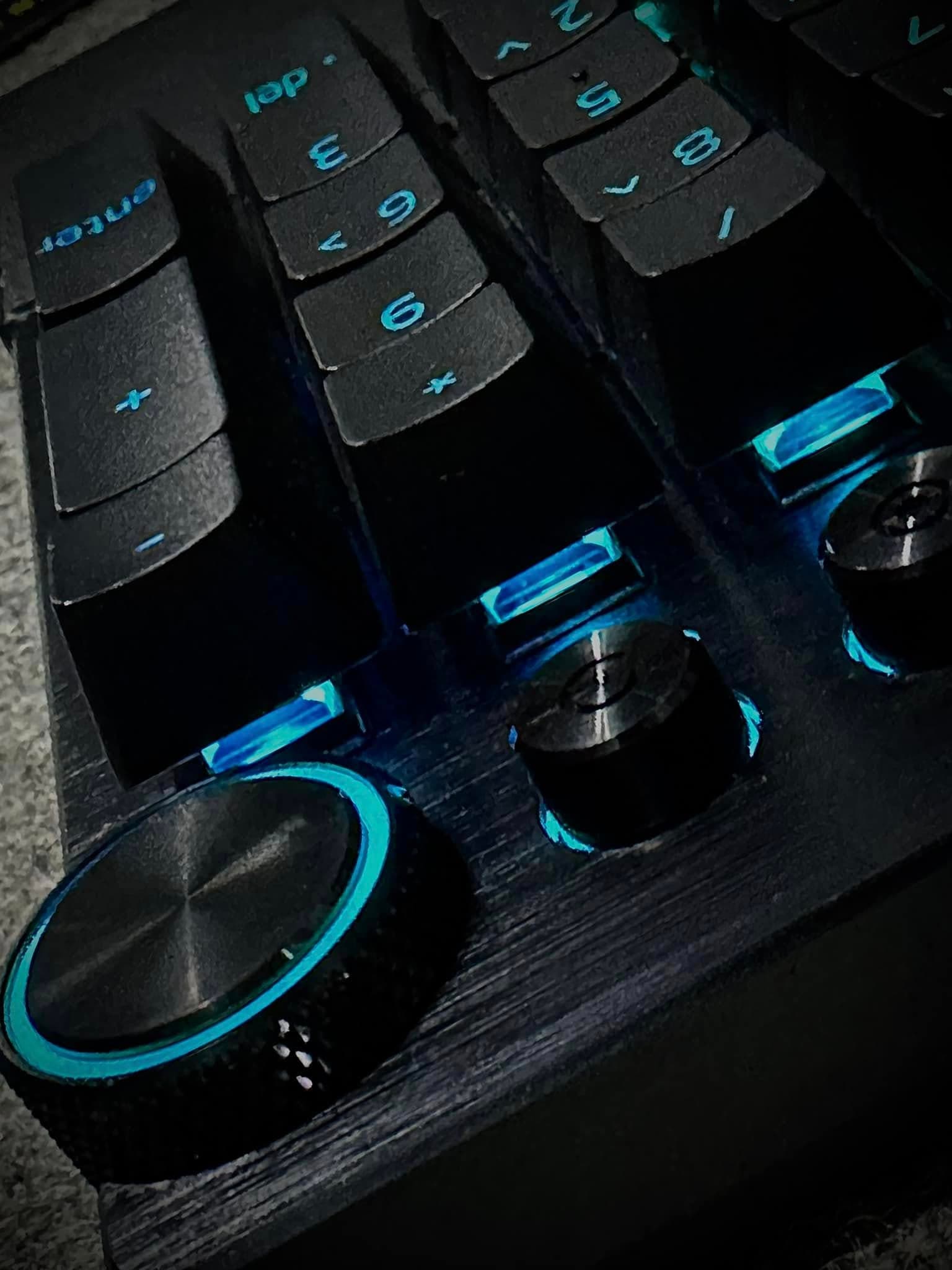 Razer Huntsman V3 Pro Esports Gaming Keyboard image 5