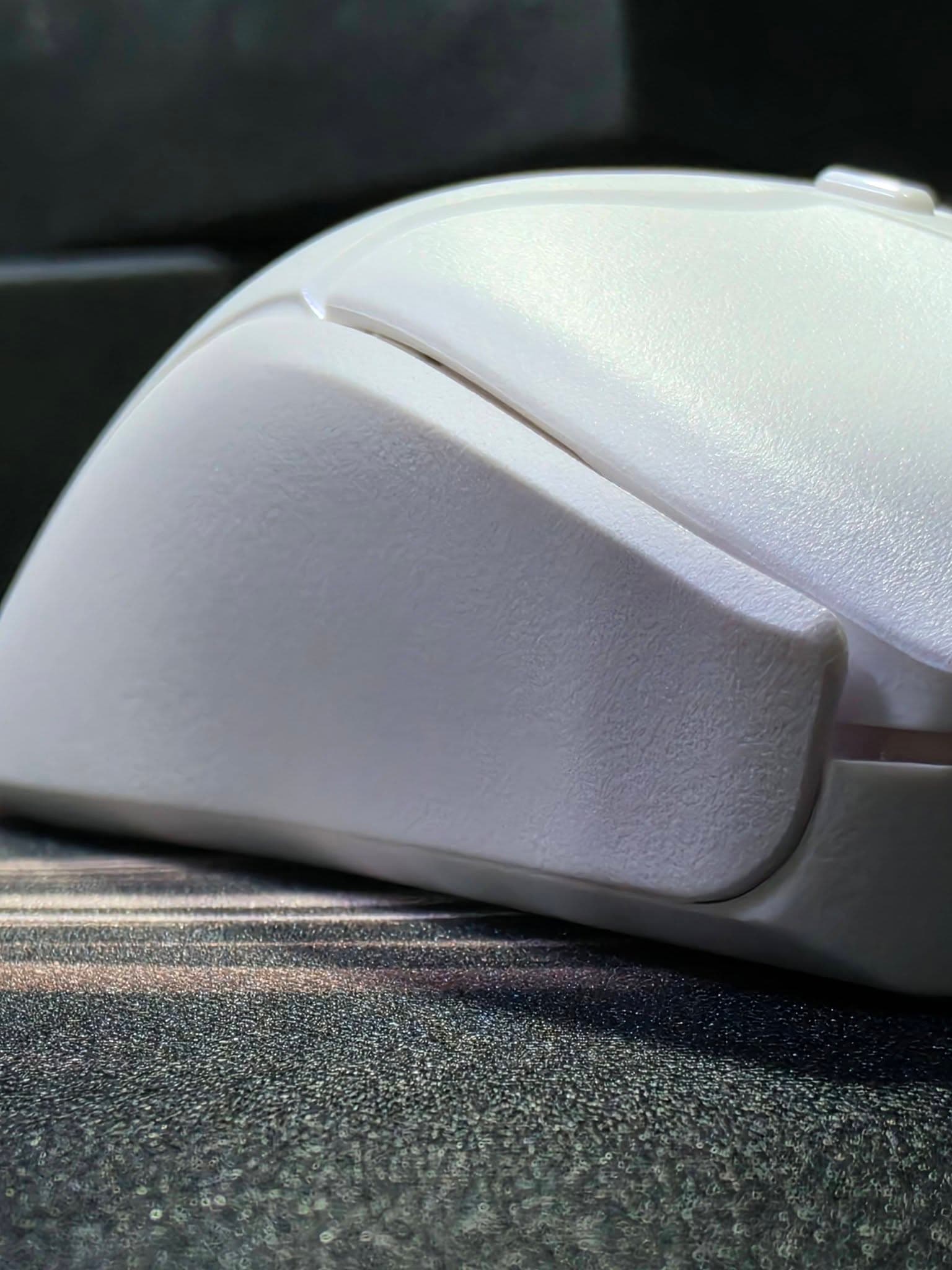 HyperX Pulsefire Haste 2 Mini Wireless Gaming Mouse with Dual wireless connectivity modes (WHITE) image 6